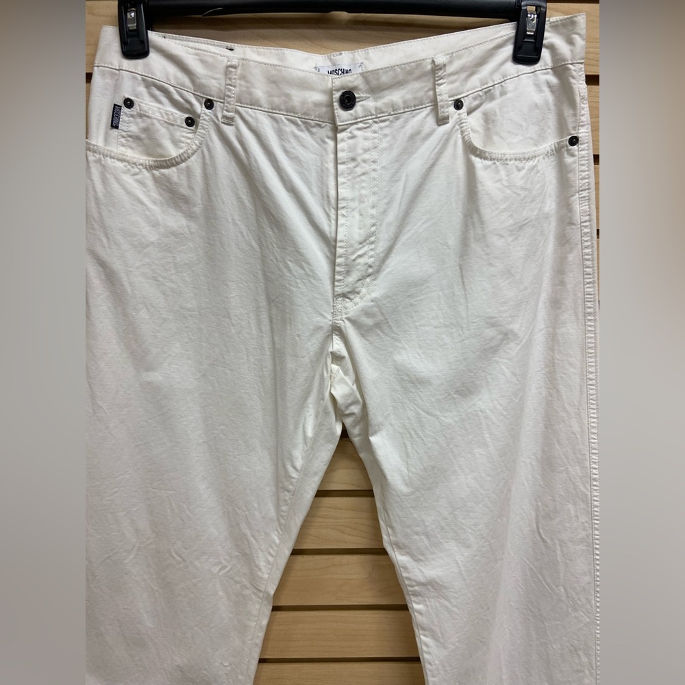MOSCHINO MEN FASHIONABLE JEANS MADE IN ITALY SIZE 38 MSRP $395.00